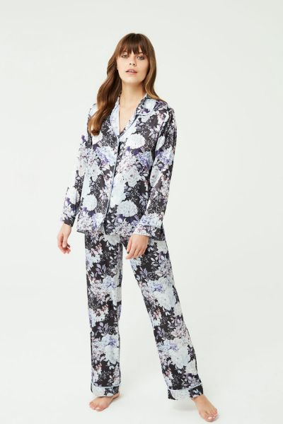 Çiçek Desenli Mavi Saten Pijama Takımı