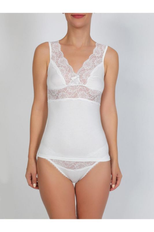 Vintage inspired oversized scream hoodie