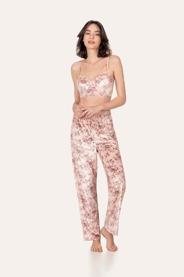 Renkli Çiçek Desenli Büstiyerli 3 Parçalı Kadife Pijama Takımı