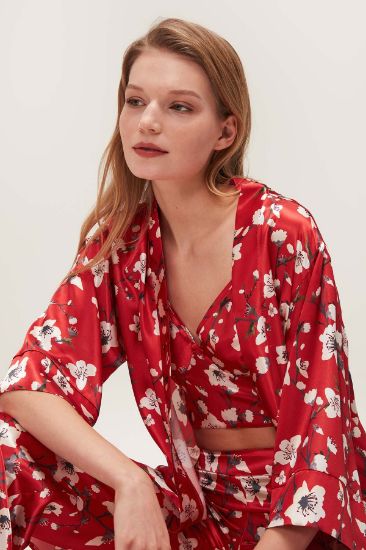 Kırmızı Saten 3 Parçalı Sabahlık Takımı