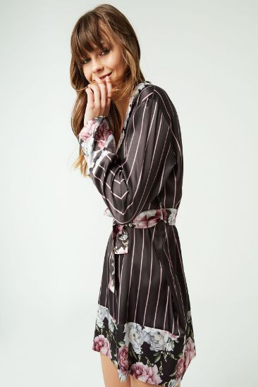 Siyah Çizgili Çiçekli Saten Sabahlık