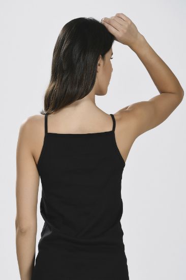 Siyah Yakası Dantelli İnce Askılı Atlet 