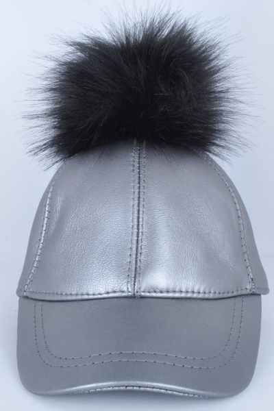 Siyah Ponponlu Gümüş Deri Şapka