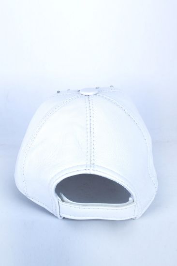 Az Taşlı Beyaz Deri Şapka