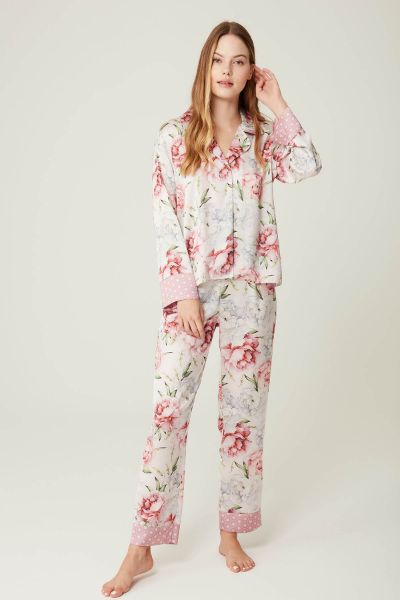 Pembe Çiçek Desenli Saten Pijama Takımı