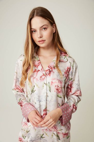 Pembe Çiçek Desenli Saten Pijama Takımı